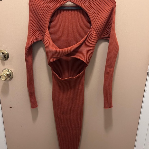 Story On Rust Ribbed Knit Dress - Picture 3 of 3